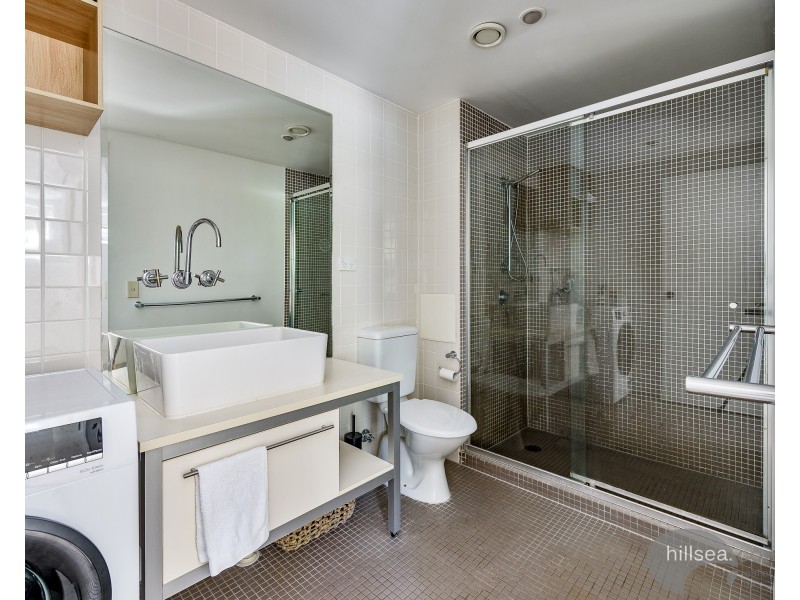 5/5 Carey Lane, Southport QLD 4215