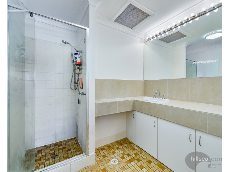 7/112 Bayview Street, Runaway Bay QLD 4216