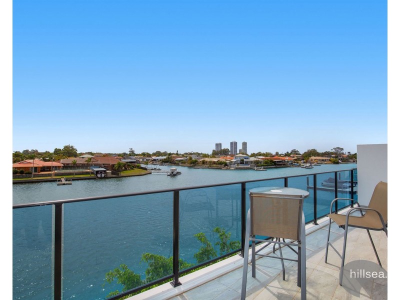 3104/5 Harbour Side Court, Biggera Waters QLD 4216