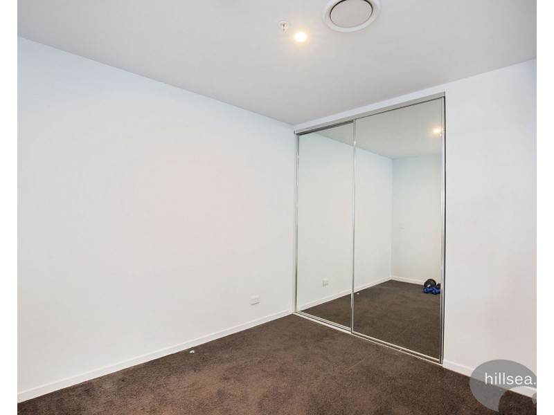 3104/5 Harbour Side Court, Biggera Waters QLD 4216