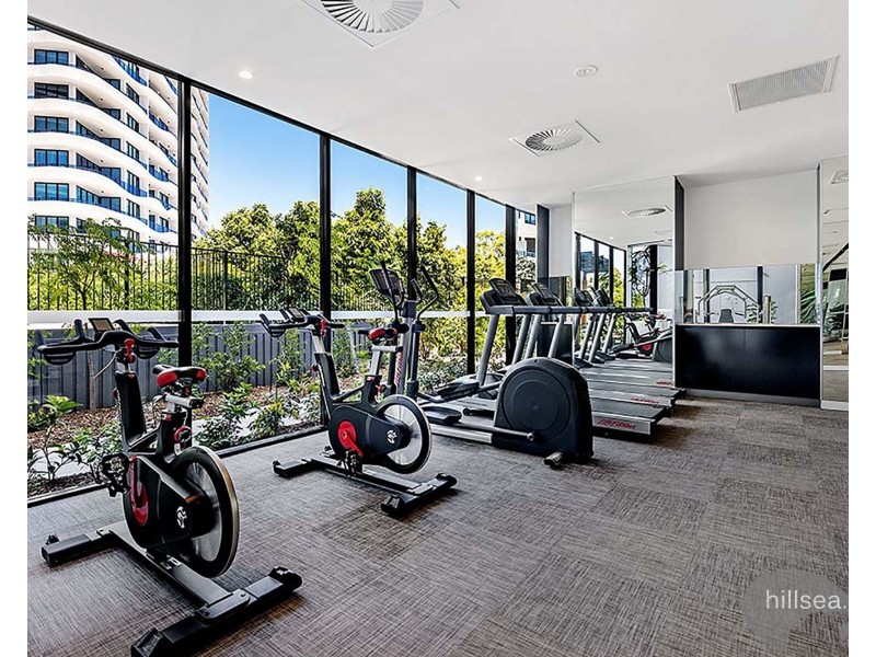 3104/5 Harbour Side Court, Biggera Waters QLD 4216