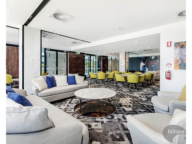 3104/5 Harbour Side Court, Biggera Waters QLD 4216