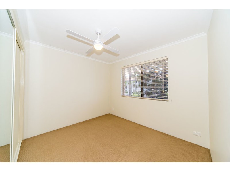 15/490 Marine Parade, Biggera Waters QLD 4216