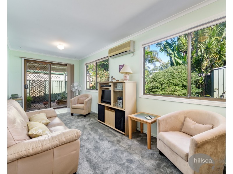 1/10 Warrie Close, Paradise Point QLD 4216