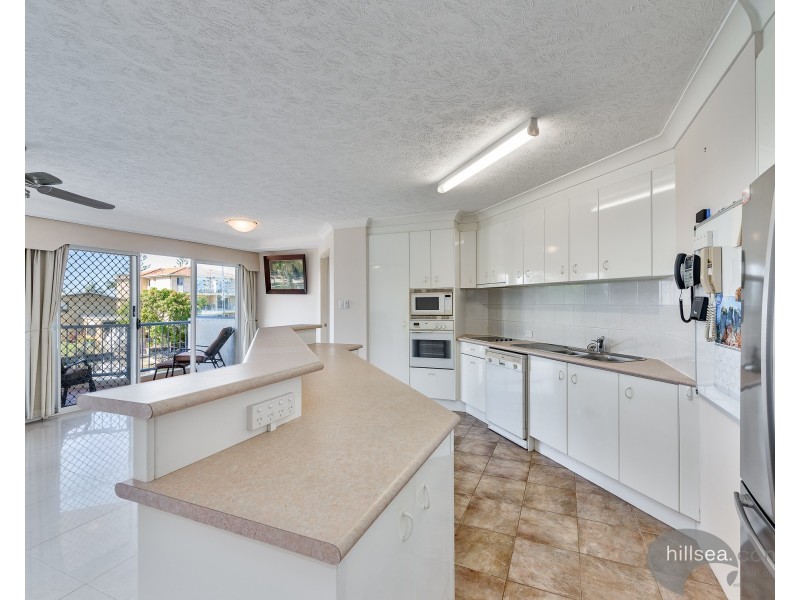 10/9-13 Madang Crescent, Runaway Bay QLD 4216