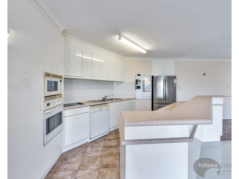 10/9-13 Madang Crescent, Runaway Bay QLD 4216