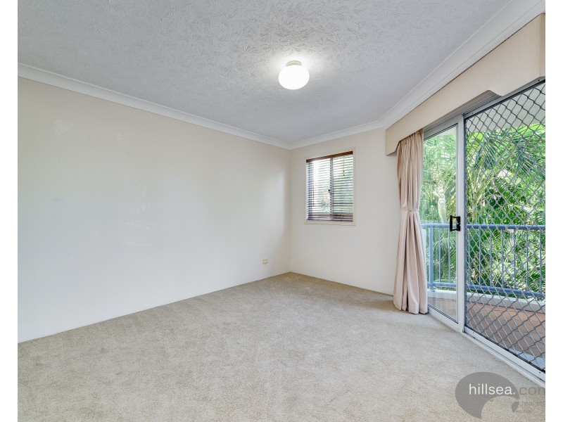 10/9-13 Madang Crescent, Runaway Bay QLD 4216
