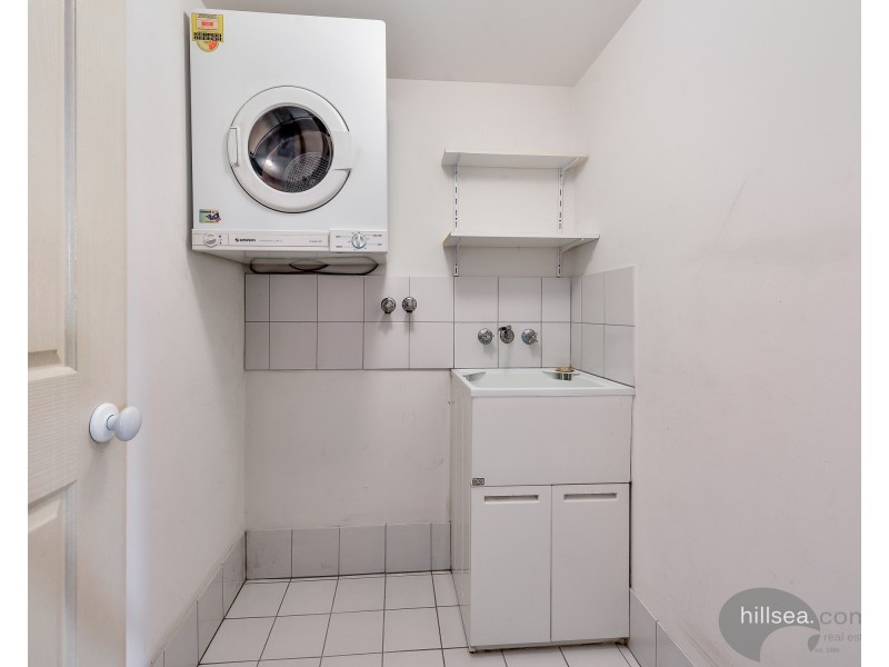 10/9-13 Madang Crescent, Runaway Bay QLD 4216