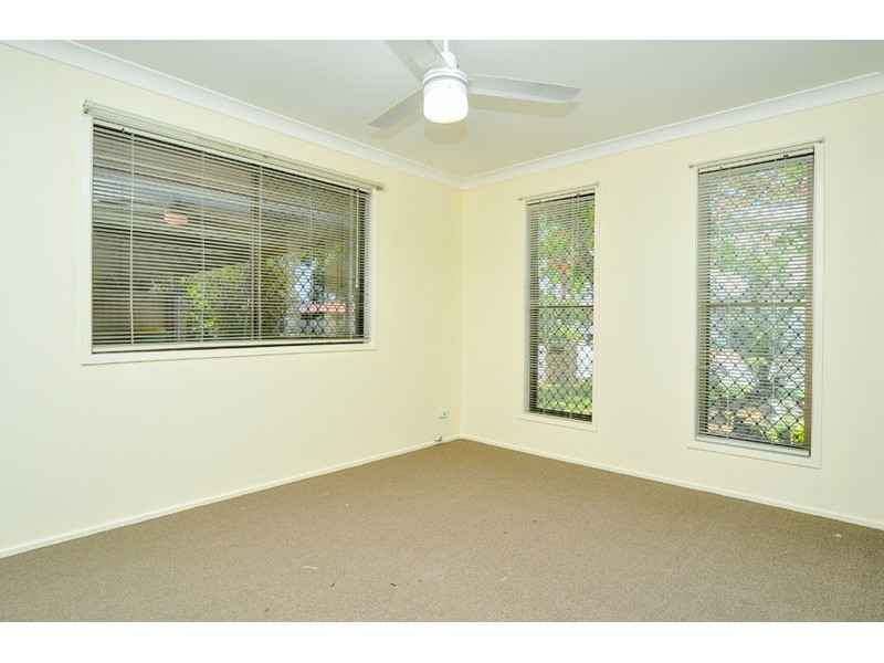 20 Menindee Avenue, Coombabah QLD 4216