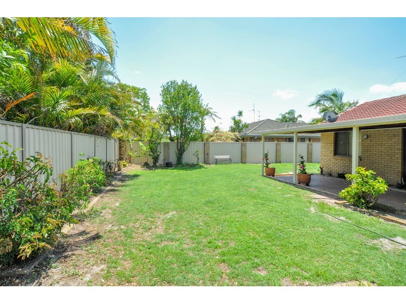 20 Menindee Avenue, Coombabah QLD 4216
