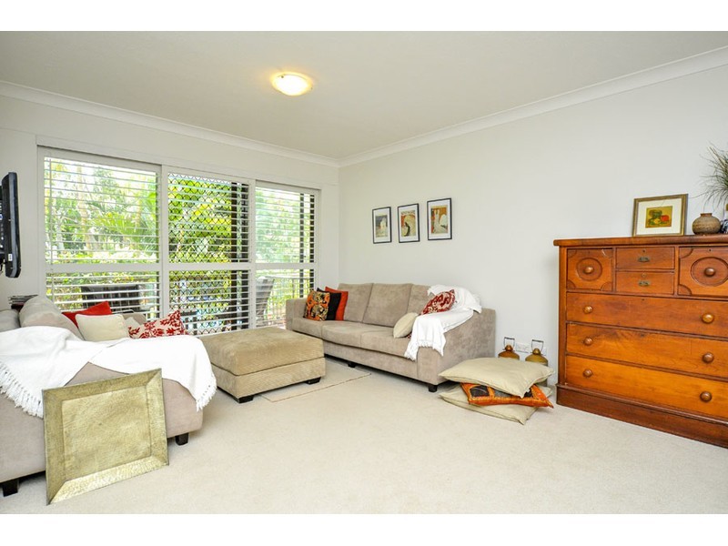 6/9 Bayview Street, Runaway Bay QLD 4216