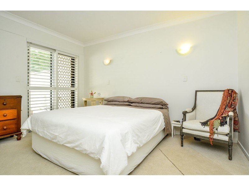 6/9 Bayview Street, Runaway Bay QLD 4216