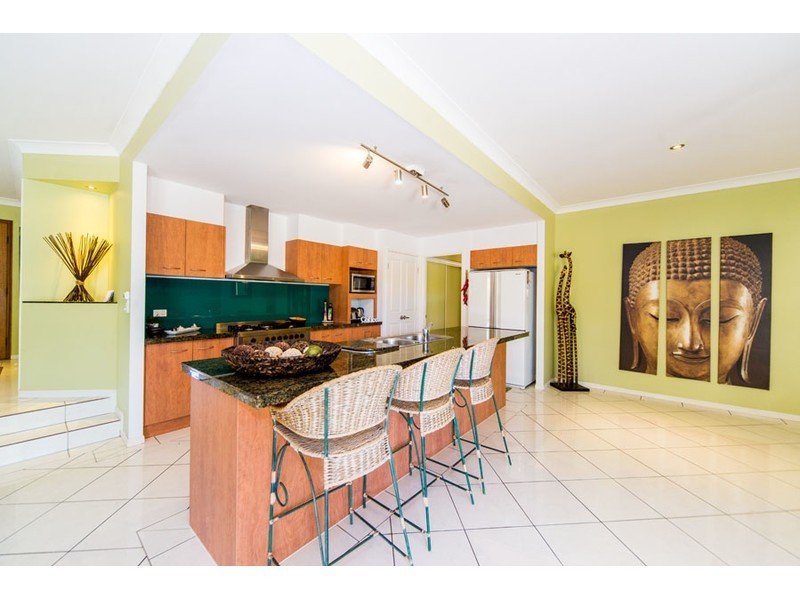 24 Golden Bear Drive, Arundel QLD 4214