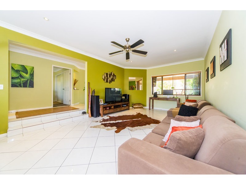 24 Golden Bear Drive, Arundel QLD 4214