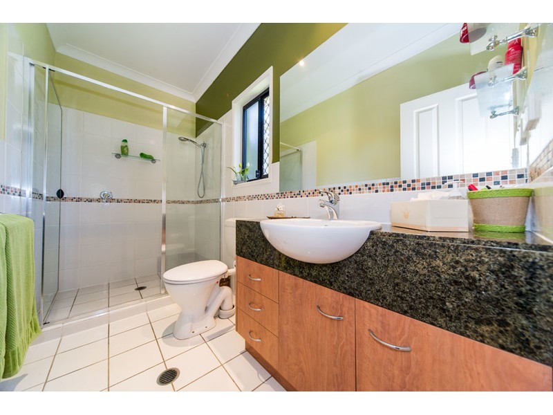 24 Golden Bear Drive, Arundel QLD 4214