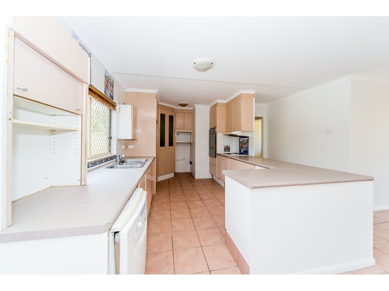 49 Woomera Crescent, Southport QLD 4215