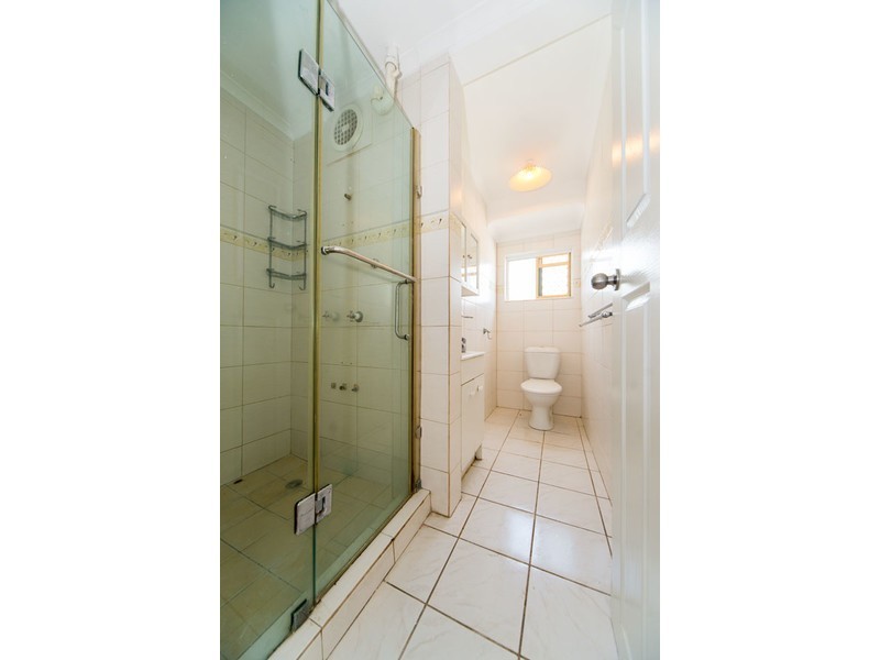 49 Woomera Crescent, Southport QLD 4215