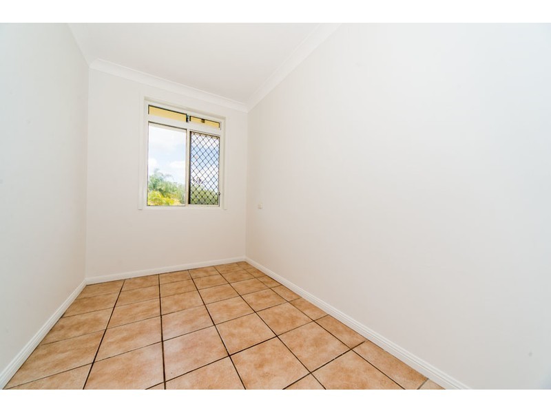 49 Woomera Crescent, Southport QLD 4215