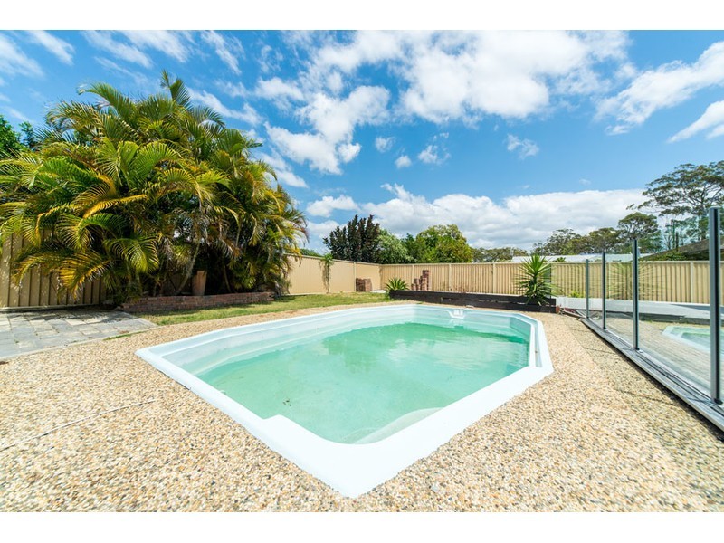 49 Woomera Crescent, Southport QLD 4215