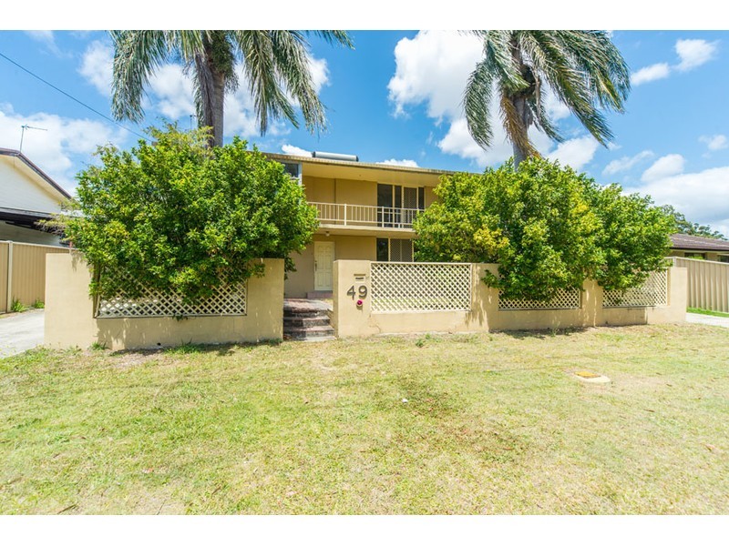 49 Woomera Crescent, Southport QLD 4215