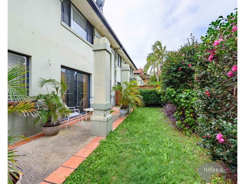 235/125 Hansford Road, Coombabah QLD 4216