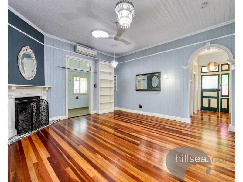 9 Dunnes Avenue, Hope Island QLD 4212