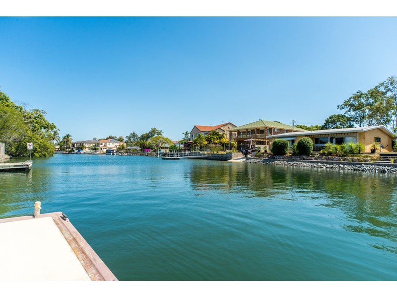 1/20 Stradbroke Street, Biggera Waters QLD 4216