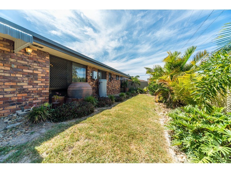 2/20 Stradbroke Street, Biggera Waters QLD 4216