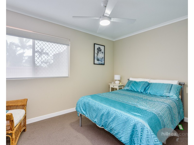 4/106 Bayview Street, Runaway Bay QLD 4216