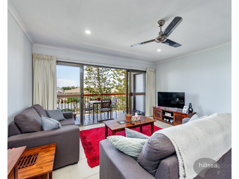9/106 Bayview Street, Runaway Bay QLD 4216