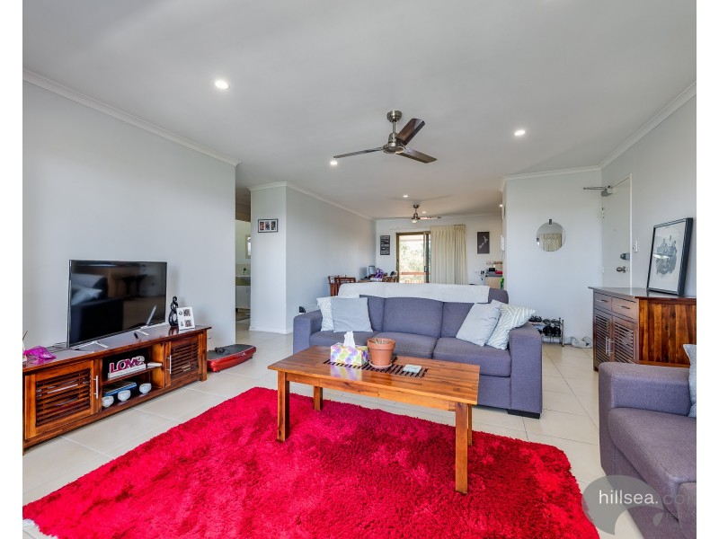 9/106 Bayview Street, Runaway Bay QLD 4216