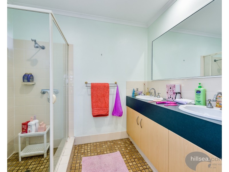 9/106 Bayview Street, Runaway Bay QLD 4216