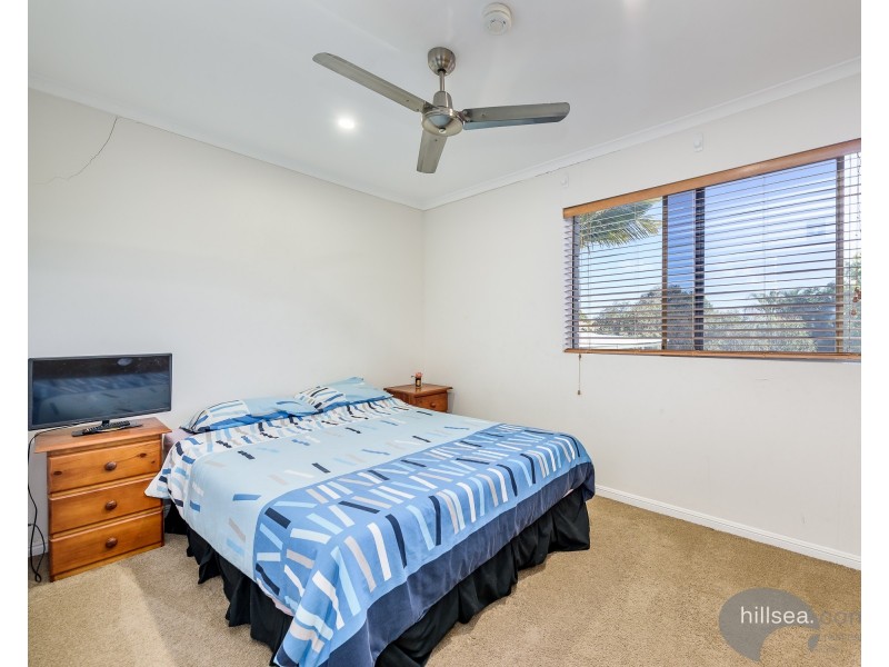 9/106 Bayview Street, Runaway Bay QLD 4216