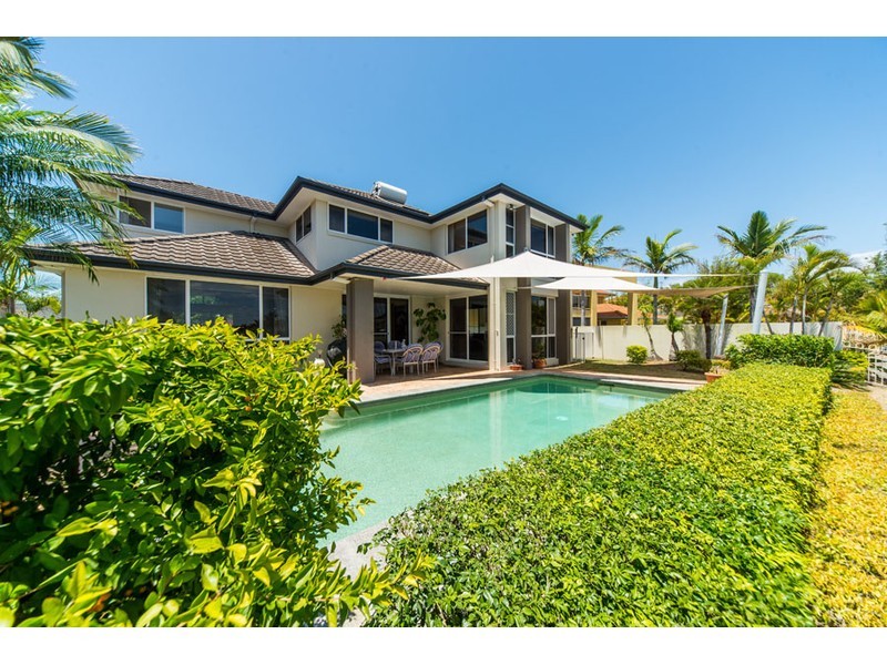 7 Oyster Cove Promenade, Helensvale QLD 4212