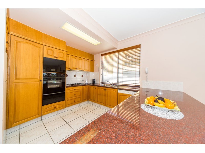 7 Oyster Cove Promenade, Helensvale QLD 4212