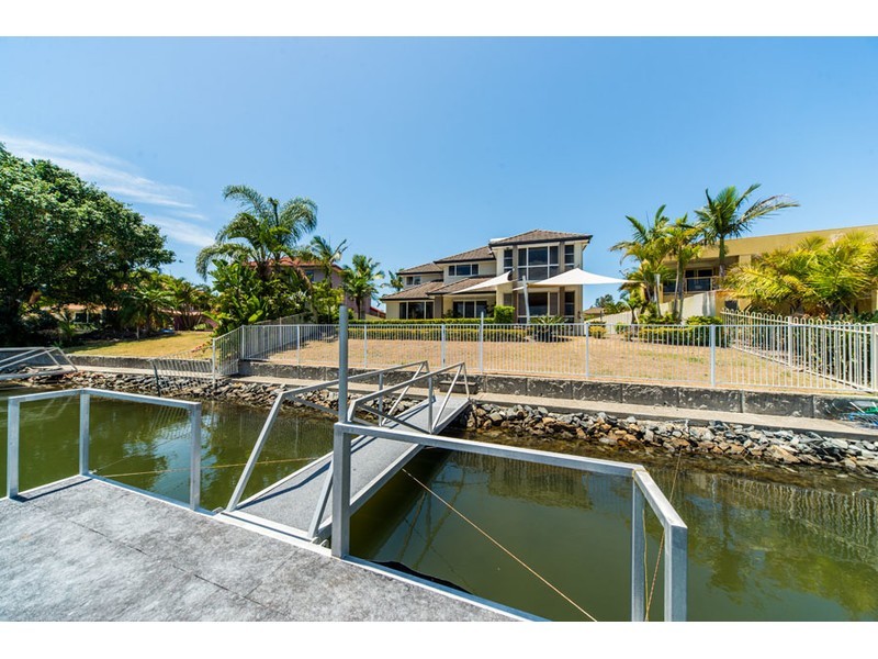 7 Oyster Cove Promenade, Helensvale QLD 4212