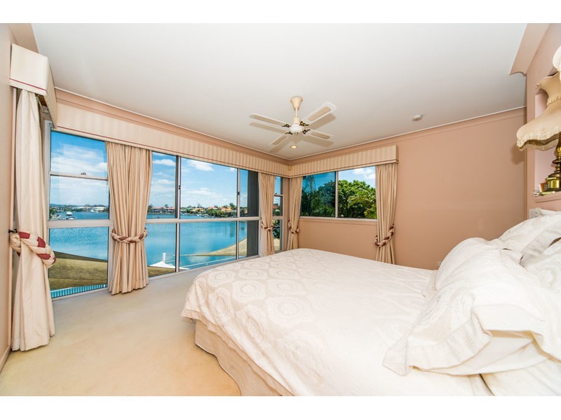 7 Oyster Cove Promenade, Helensvale QLD 4212