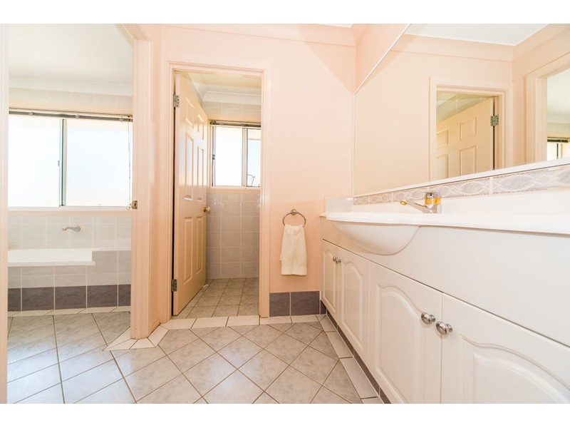 7 Oyster Cove Promenade, Helensvale QLD 4212