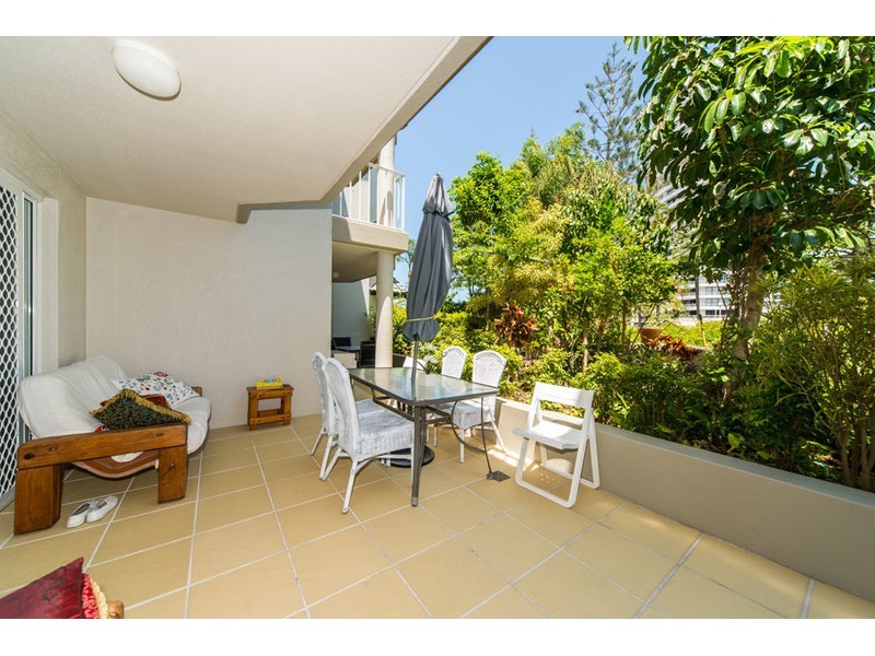 9/37 Bayview Street, Runaway Bay QLD 4216