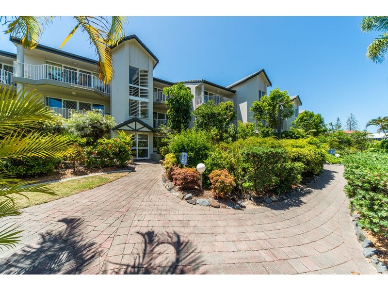 9/37 Bayview Street, Runaway Bay QLD 4216
