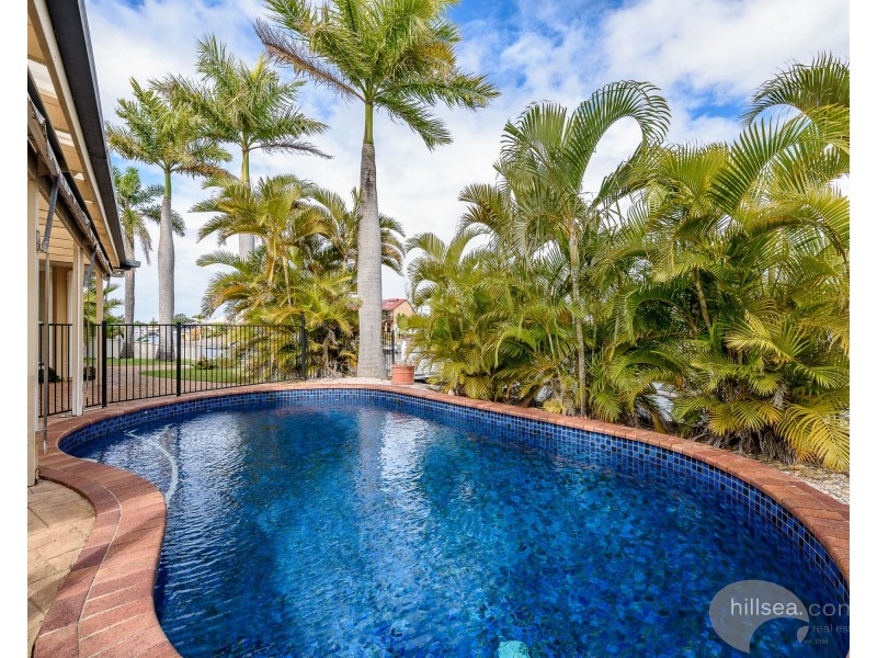 26 Karema Crescent, Runaway Bay QLD 4216