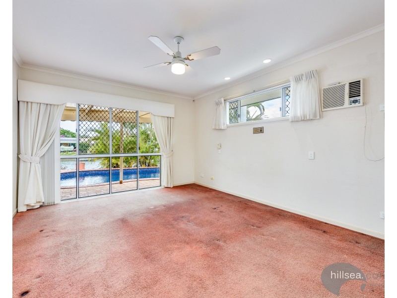 26 Karema Crescent, Runaway Bay QLD 4216