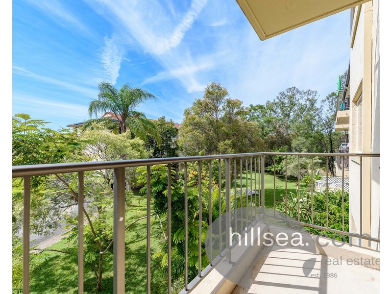 34/13 Brown Street, Labrador QLD 4215