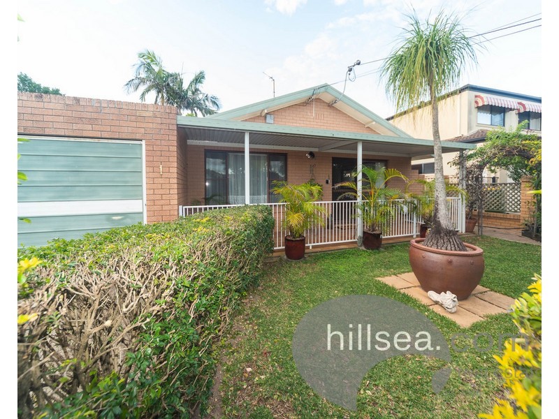 1/29 Runaway Bay Avenue, Runaway Bay QLD 4216