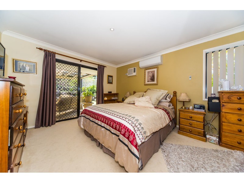 9 Tee Trees Boulevard, Arundel QLD 4214