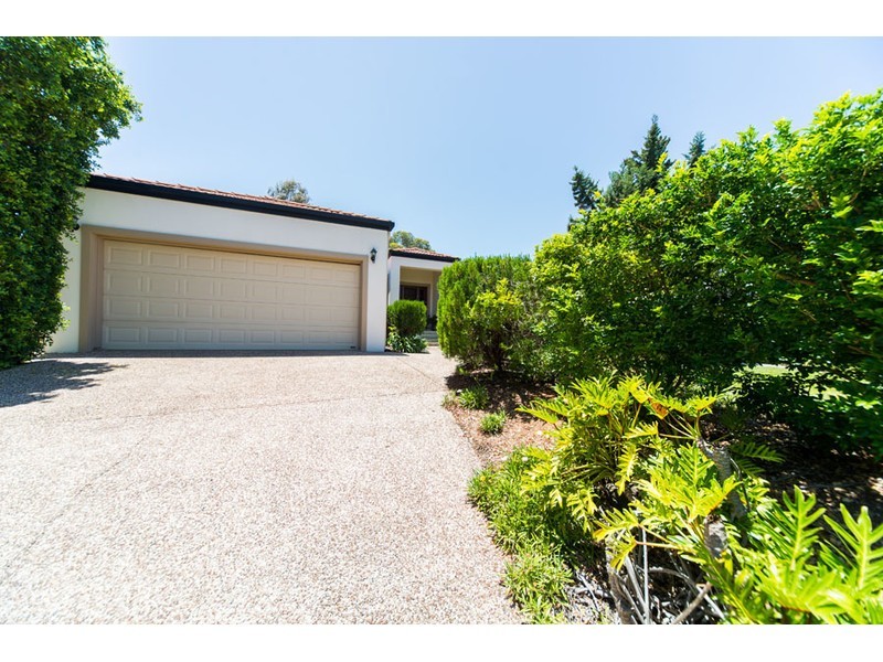 9 Tee Trees Boulevard, Arundel QLD 4214