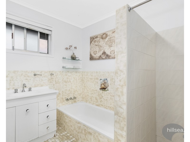 8 Goorawin Street, Runaway Bay QLD 4216