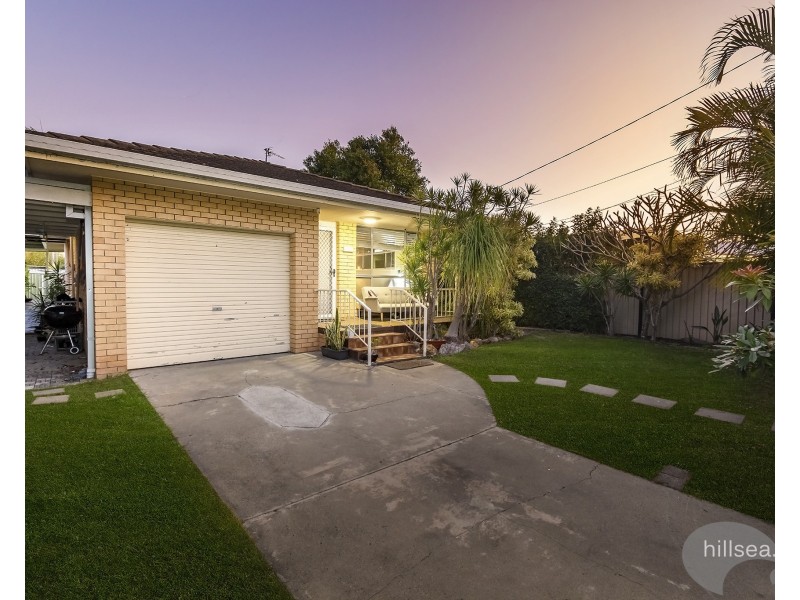 8 Goorawin Street, Runaway Bay QLD 4216