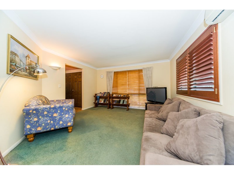 9 Tallara Street, Coombabah QLD 4216