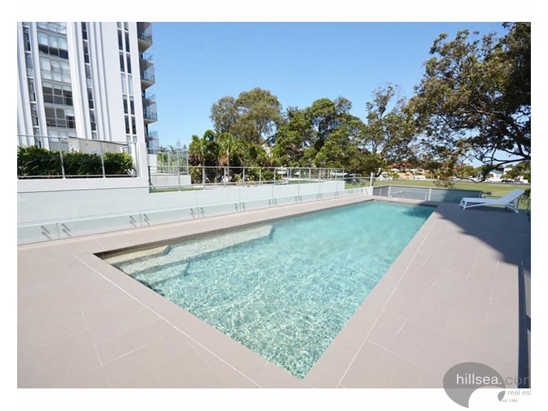 206/17 Bath Street, Labrador QLD 4215